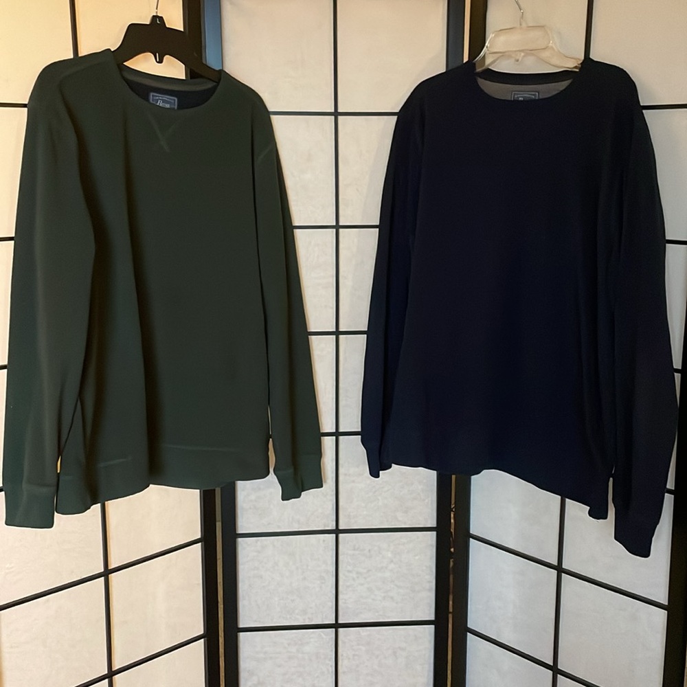 BASS Green & Blue Crew Neck Sweaters (2 sweater bundle)